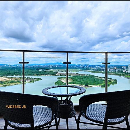 Отель Country Garden Danga Bay By Widebed Jb Джохор-Бару Экстерьер фото