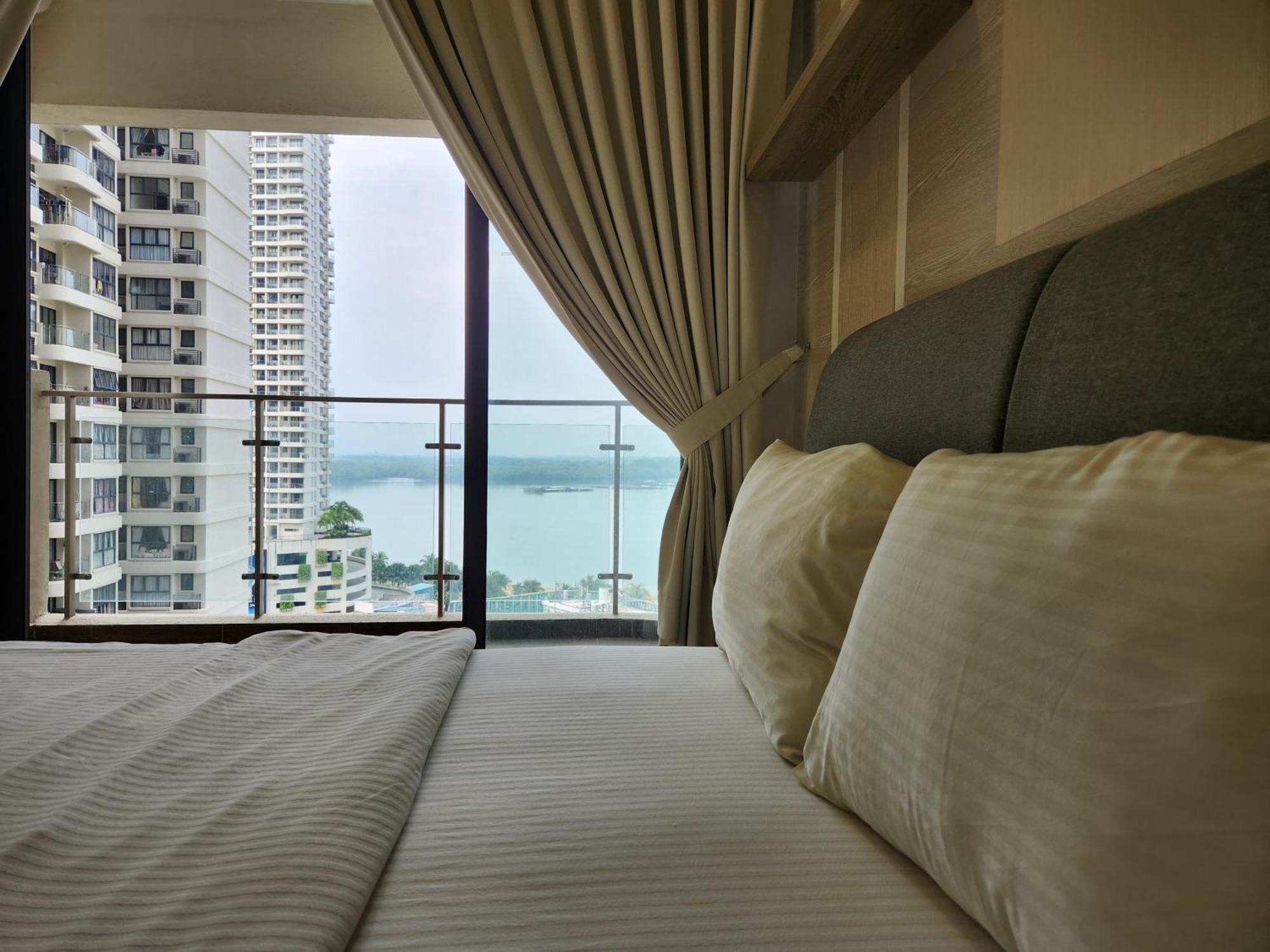 Отель Country Garden Danga Bay By Widebed Jb Джохор-Бару Экстерьер фото